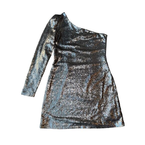 Highline Collective One Shoulder Silver Sequined One shoulder Cocktail Dress - Picture 2 of 9